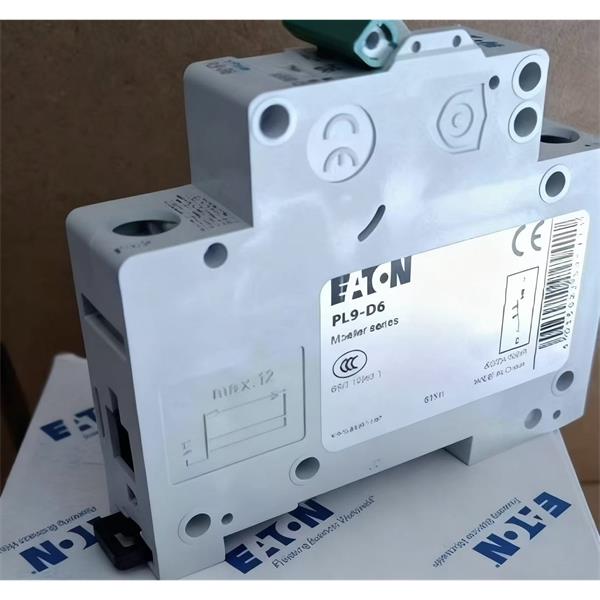 EATON伊頓Bussmann系列NH熔斷器底座和開(kāi)關(guān) SD4-S